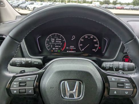 Used 2025 Honda Pilot Touring image 36