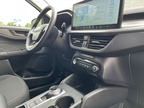 Used 2024 Ford Escape Active w/ Tech Pack #1 FWD image 14