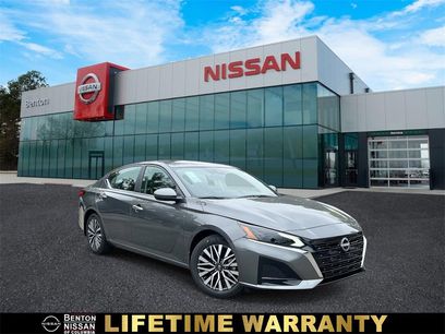 New 2025 Nissan Altima 2.5 SV w/ SV Premium Package