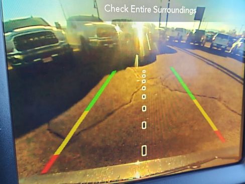 Used 2023 Jeep Renegade Latitude image 20