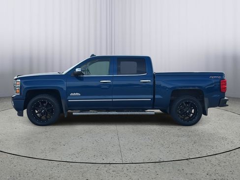 Used 2015 Chevrolet Silverado 1500 High Country w/ High Country Premium Package AWD/4WD image 2