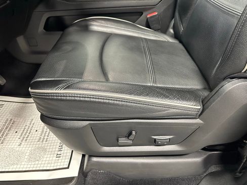 Used 2024 RAM 2500 Limited image 14