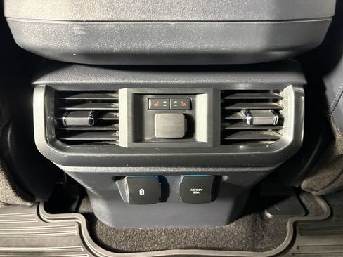 Used 2022 Ford F150 Raptor w/ Equipment Group 801A High AWD/4WD image 30