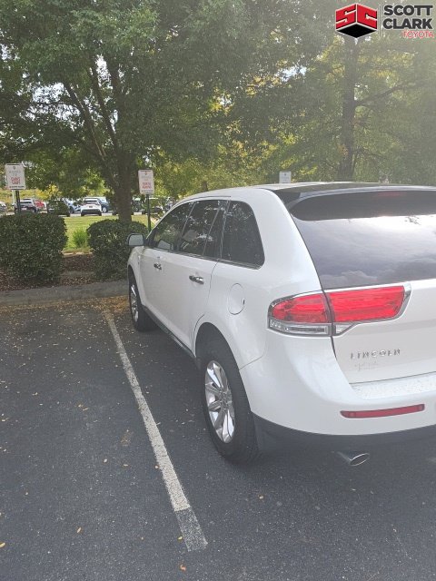 Used 2015 Lincoln MKX FWD w/ Equipment Group 101A image 5
