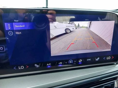 New 2026 Chevrolet Traverse LT w/ LPO, Floor Liner Package FWD image 26