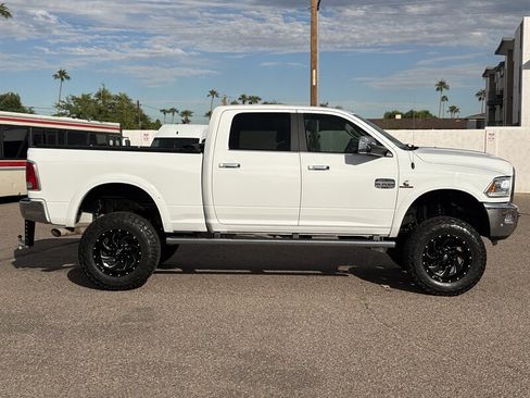Used 2018 RAM 2500 Longhorn AWD/4WD image 3