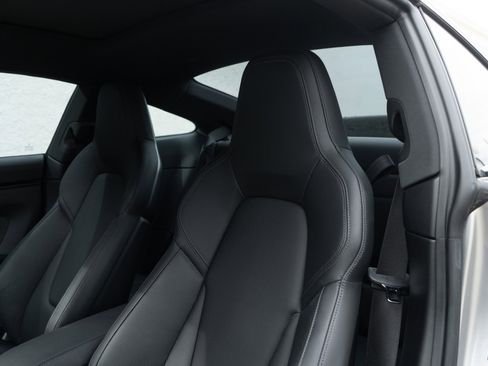 Used 2023 Porsche 911 Carrera T image 21