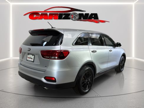 Used 2019 Kia Sorento FWD V6 image 6