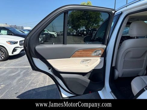 Certified 2026 Mercedes-Benz GLE 450 4MATIC image 18