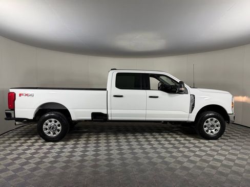Used 2024 Ford F350 XLT w/ FX4 Off-Road Package image 7