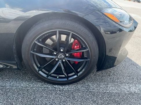 Used 2025 Nissan Z Performance w/ Floor Mat Package RWD image 5