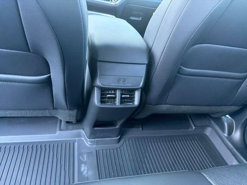 New 2026 Chevrolet Equinox LT w/ Convenience Package II image 24