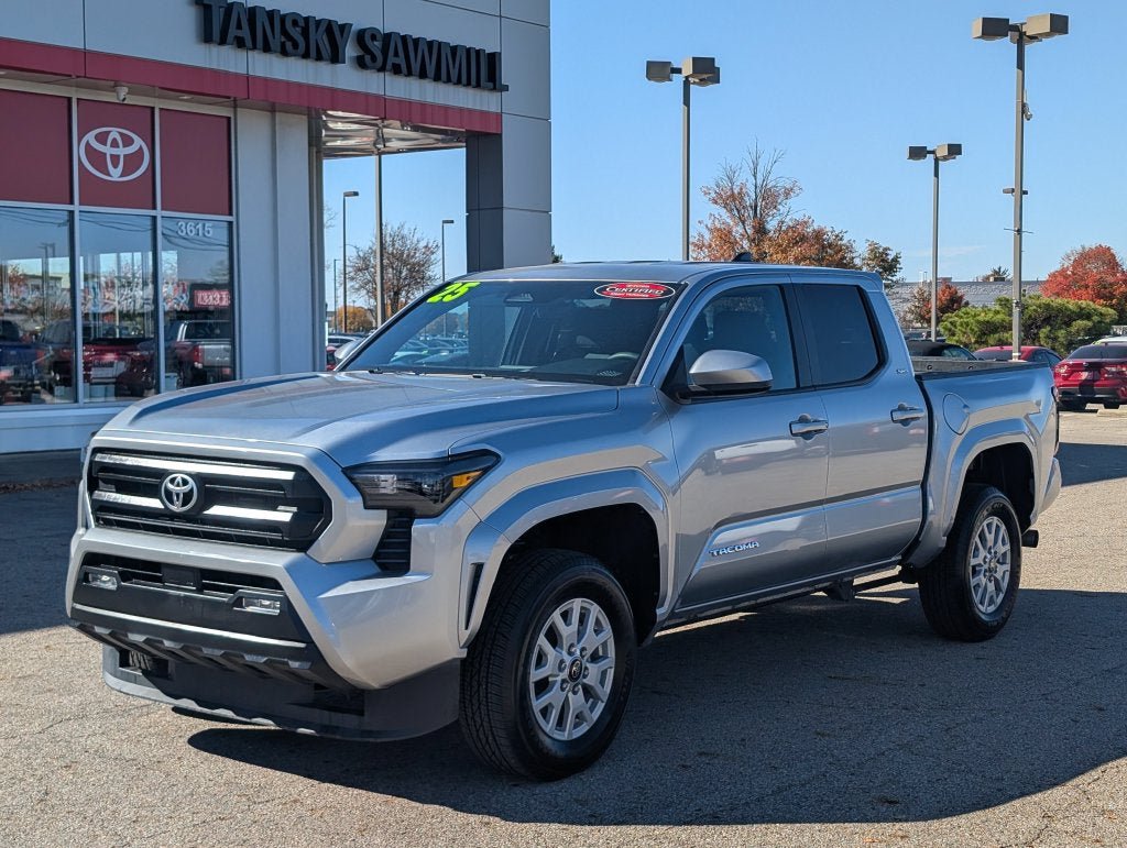 Certified 2025 Toyota Tacoma SR5 AWD/4WD image 3