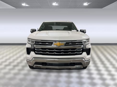 Used 2023 Chevrolet Silverado 1500 LTZ AWD/4WD image 4