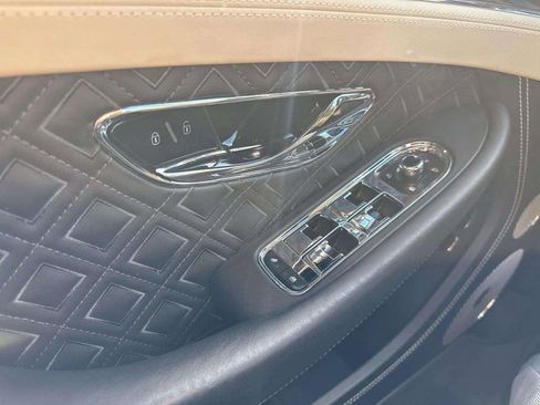 Used 2022 Bentley Continental GT Speed image 31