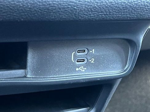 New 2026 Chrysler Pacifica Select AWD/4WD image 29