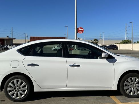 Used 2019 Nissan Sentra S FWD image 6