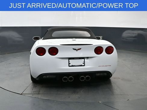 Used 2005 Chevrolet Corvette Convertible w/ Preferred Equipment Group RWD image 4