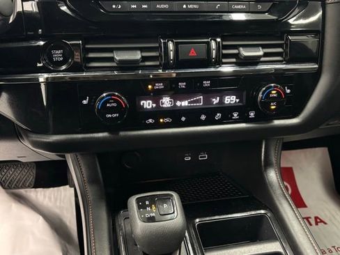 Used 2025 Nissan Pathfinder Rock Creek image 29