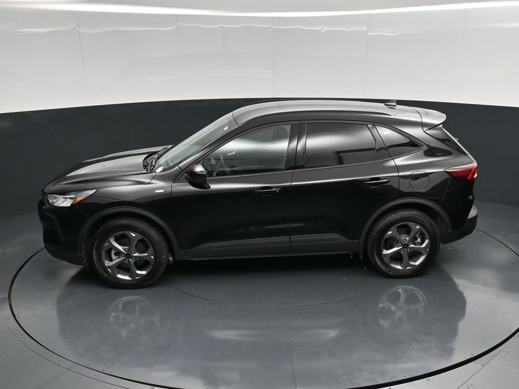 Used 2025 Ford Escape ST-Line Select AWD/4WD image 43