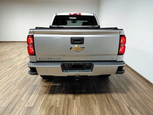 Used 2018 Chevrolet Silverado 1500 LT w/ All Star Edition AWD/4WD image 19