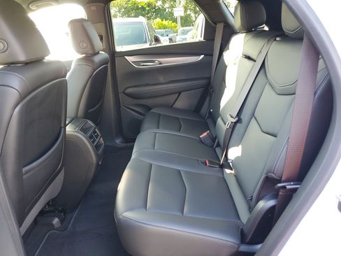 Used 2024 Cadillac XT5 Luxury image 10