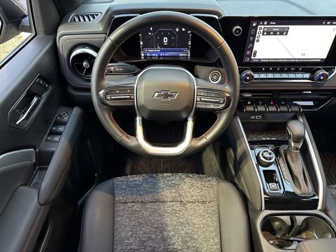 Used 2023 Chevrolet Colorado Z71 w/ Z71 Convenience Package 2 image 28