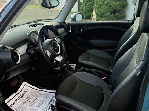 Used 2010 MINI Cooper Hardtop FWD image 10