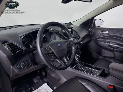 Certified 2019 Ford Escape Titanium w/ U9j03 - Titanium Tow Package image 9