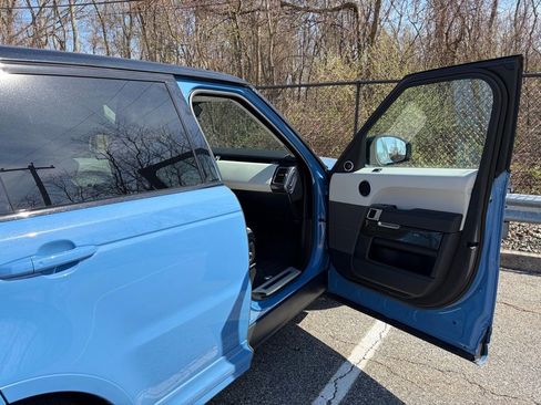 Used 2022 Land Rover Range Rover Sport SVR image 14