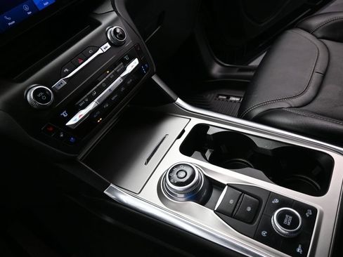Certified 2020 Ford Explorer ST AWD/4WD image 15