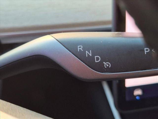 Used 2020 Tesla Model 3 Standard Range RWD image 16