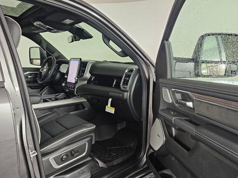 New 2026 RAM 1500 Laramie image 38