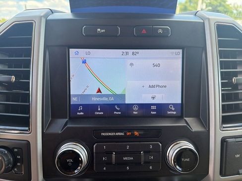 Certified 2019 Ford F150 Lariat w/ Equipment Group 502A Luxury AWD/4WD image 28