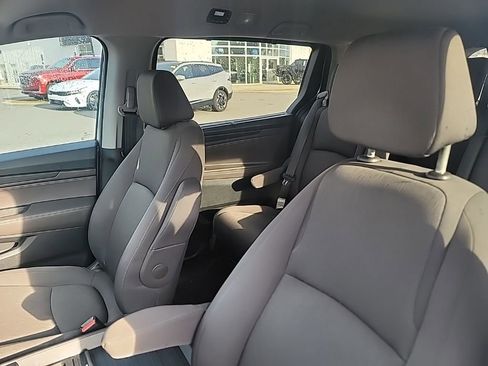 Used 2019 Honda Odyssey EX image 8