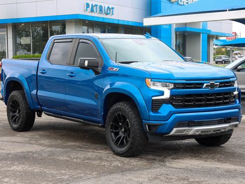 Used 2022 Chevrolet Silverado 1500 RST AWD/4WD image 1