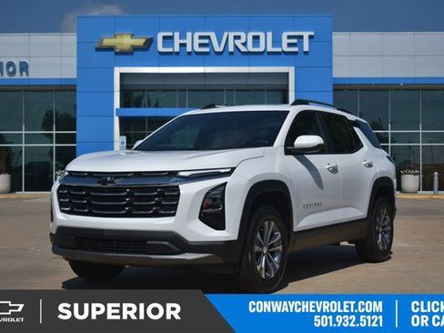 New 2026 Chevrolet Equinox LT w/ LPO, Floor Liner Package FWD image 1