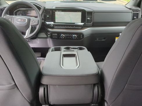 Used 2025 GMC Sierra 1500 Elevation image 20