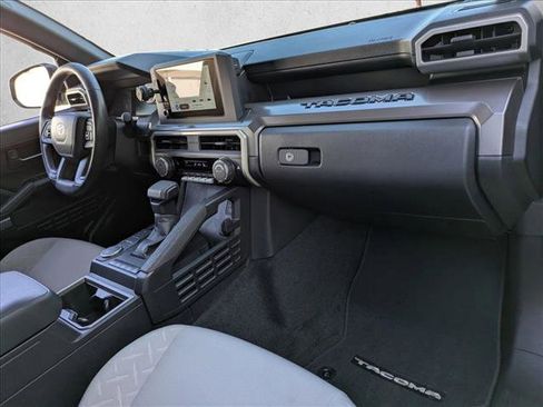 Certified 2025 Toyota Tacoma SR5 image 20