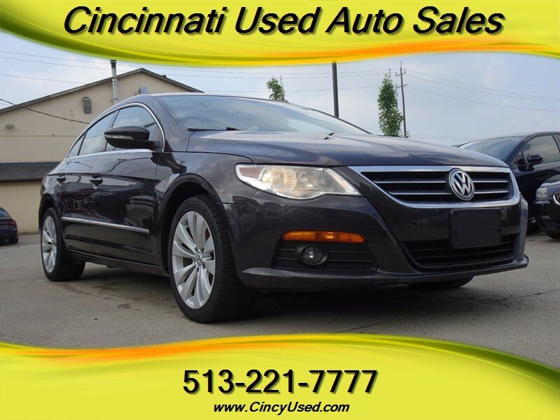 Used 2010 Volkswagen CC Sport FWD image 1