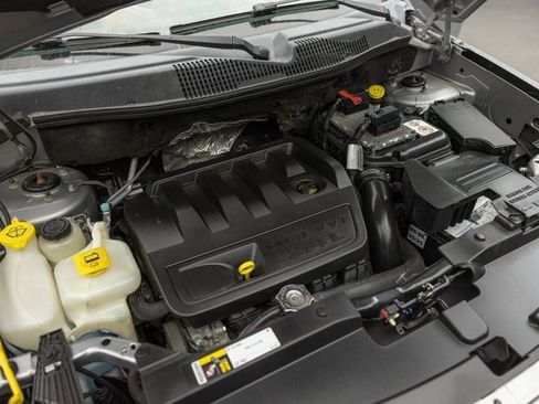 Used 2016 Jeep Compass Latitude image 21