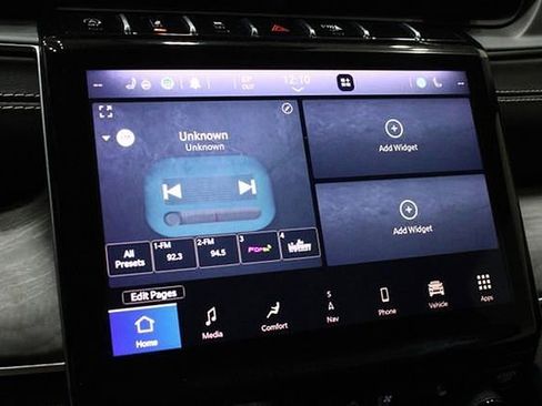 Used 2021 Jeep Grand Cherokee L Limited w/ Luxury Tech Group II image 36