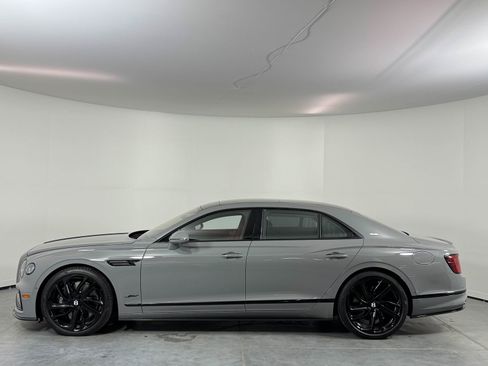 New 2025 Bentley Flying Spur Plug-In Hybrid image 11