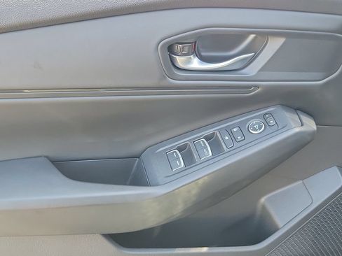 Certified 2024 Honda Accord EX image 18