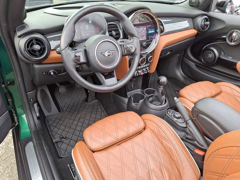 Certified 2022 MINI Cooper S image 8