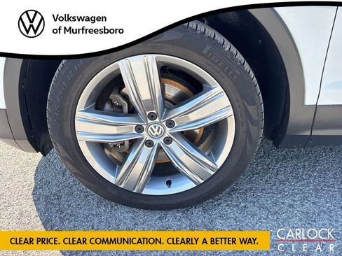 Used 2018 Volkswagen Tiguan SEL Premium AWD/4WD image 8
