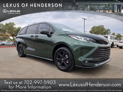 Used 2025 Toyota Sienna XLE Woodland Edition