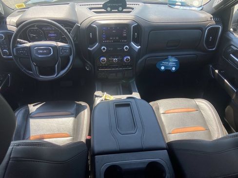Certified 2019 GMC Sierra 1500 AT4 w/ Off Road Performance Package AWD/4WD image 20