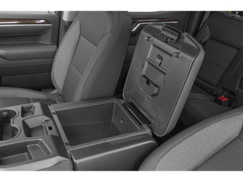 Used 2025 GMC Sierra 1500 Elevation image 13