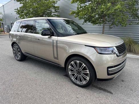 New 2026 Land Rover Range Rover Long Wheelbase SE AWD/4WD image 4